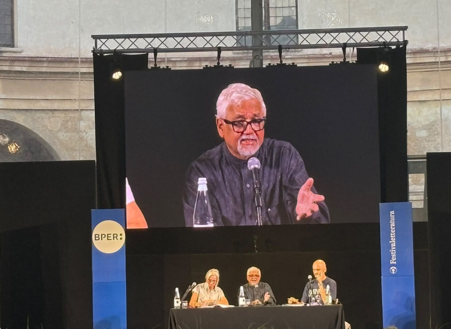 vite di carta Amitav Gosh a Festivaletteratura edizione 2026