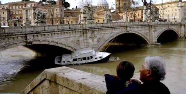 I-detriti-del-Tevere