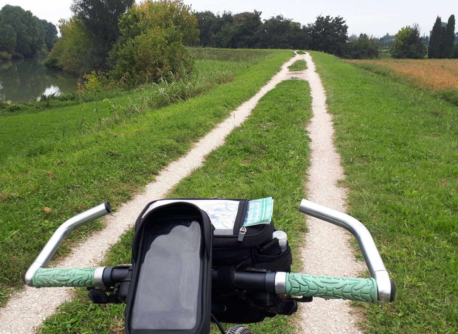 Fermati quando devi, riparti quando puoi: viaggio in bicicletta per gestire l'artrite reumatoide
