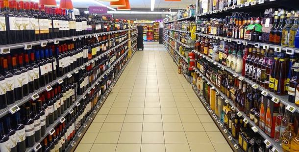 il supermercato che gioca a guardie e ladri: