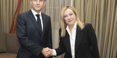 MELONI-MACRON: IL NUOVO ASSE DEL PROIBIZIONISMO