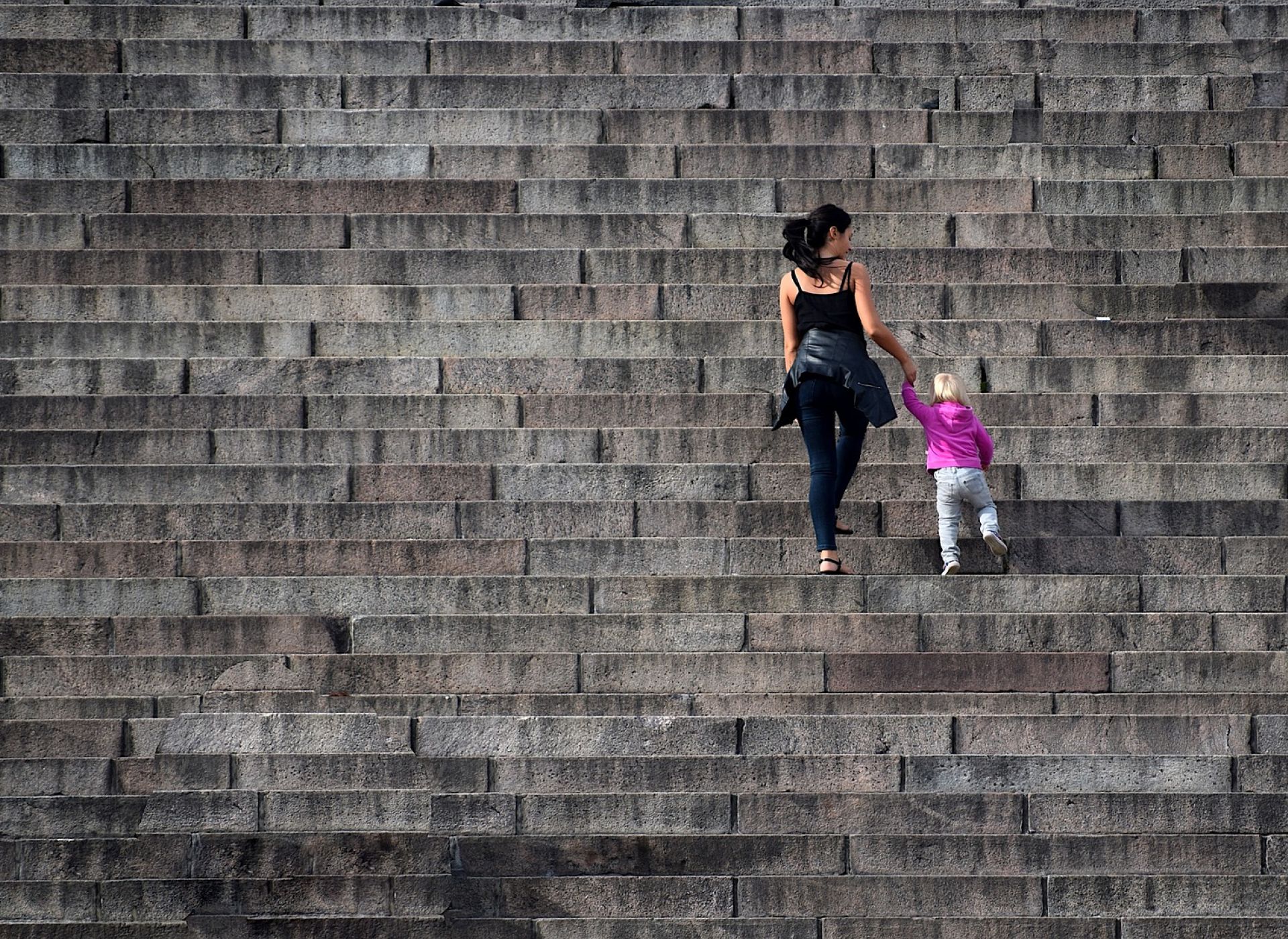Le voci da dentro. Per avere un futuro diverso non bisogna scordare il proprio passato