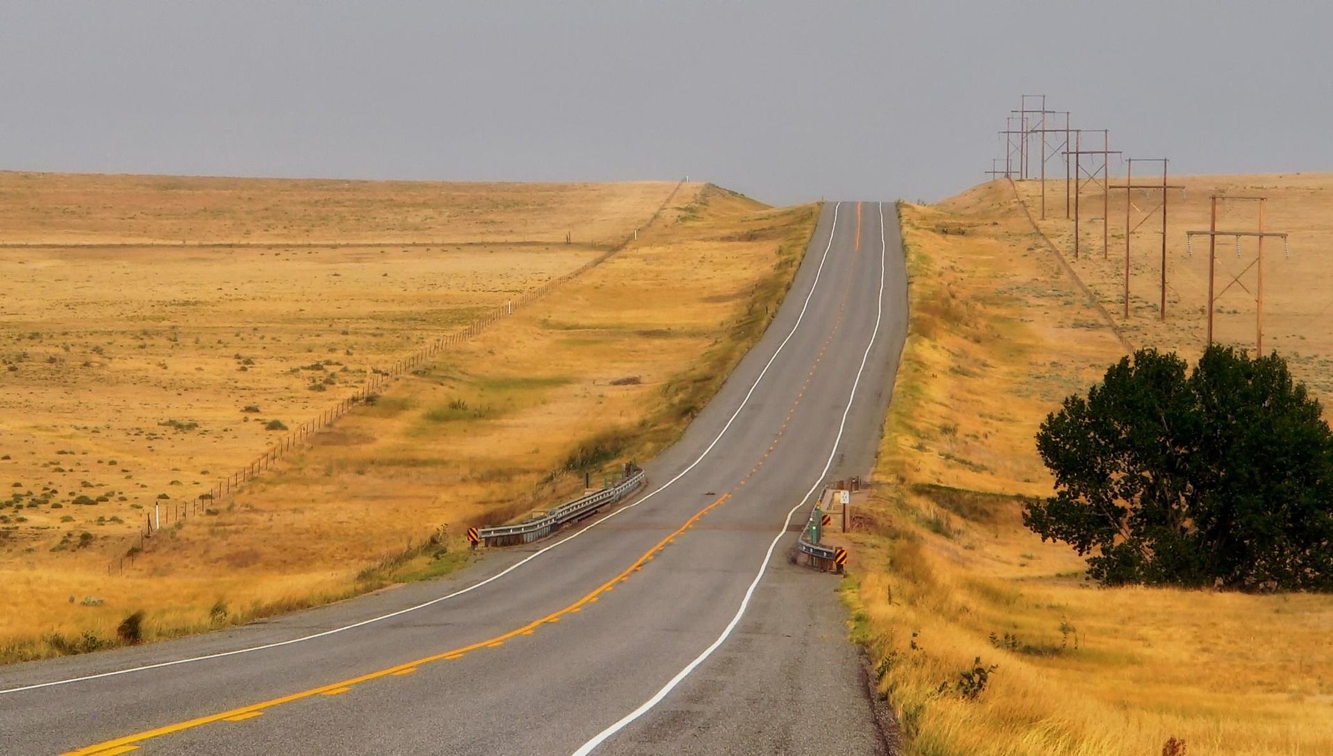 Vite di carta Le vite nel Canto della pianura di Kent Haruf