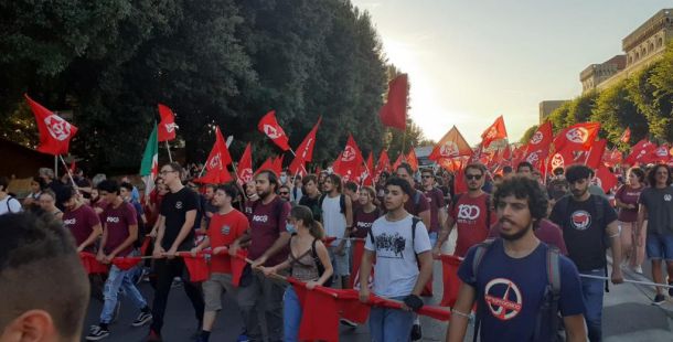 corteo manifestazione