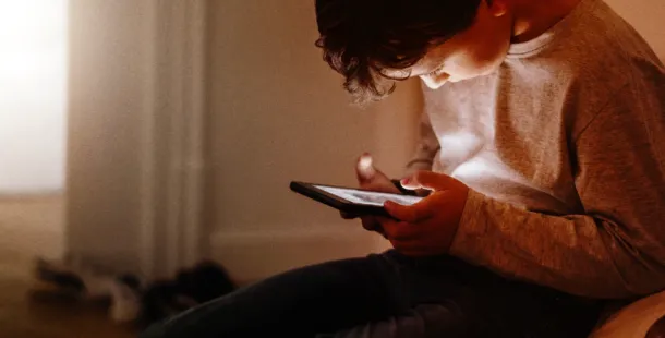 Contrastare l’aumento vertiginoso di immagini di abusi sui minori