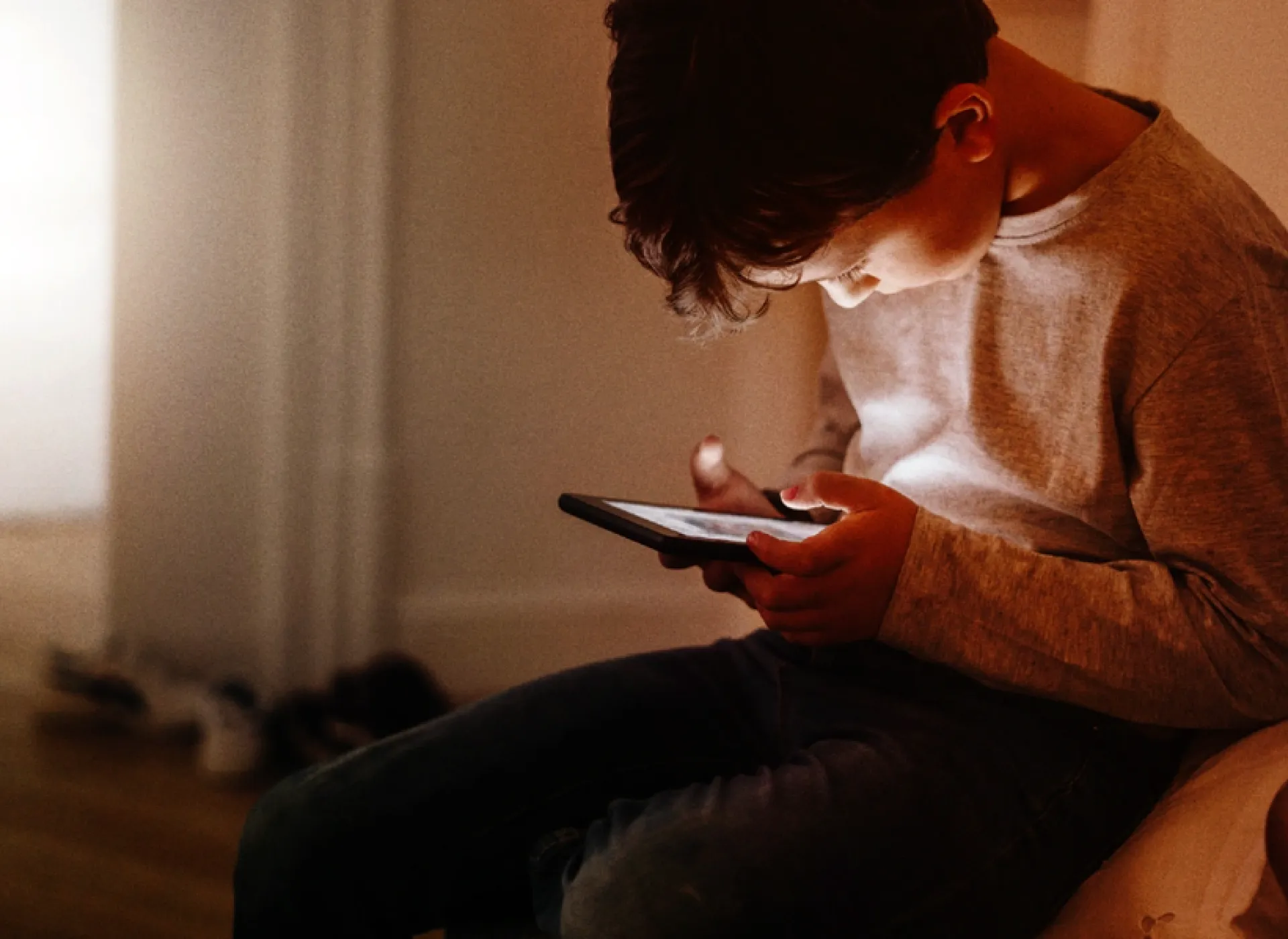 Contrastare l’aumento vertiginoso di immagini di abusi sui minori