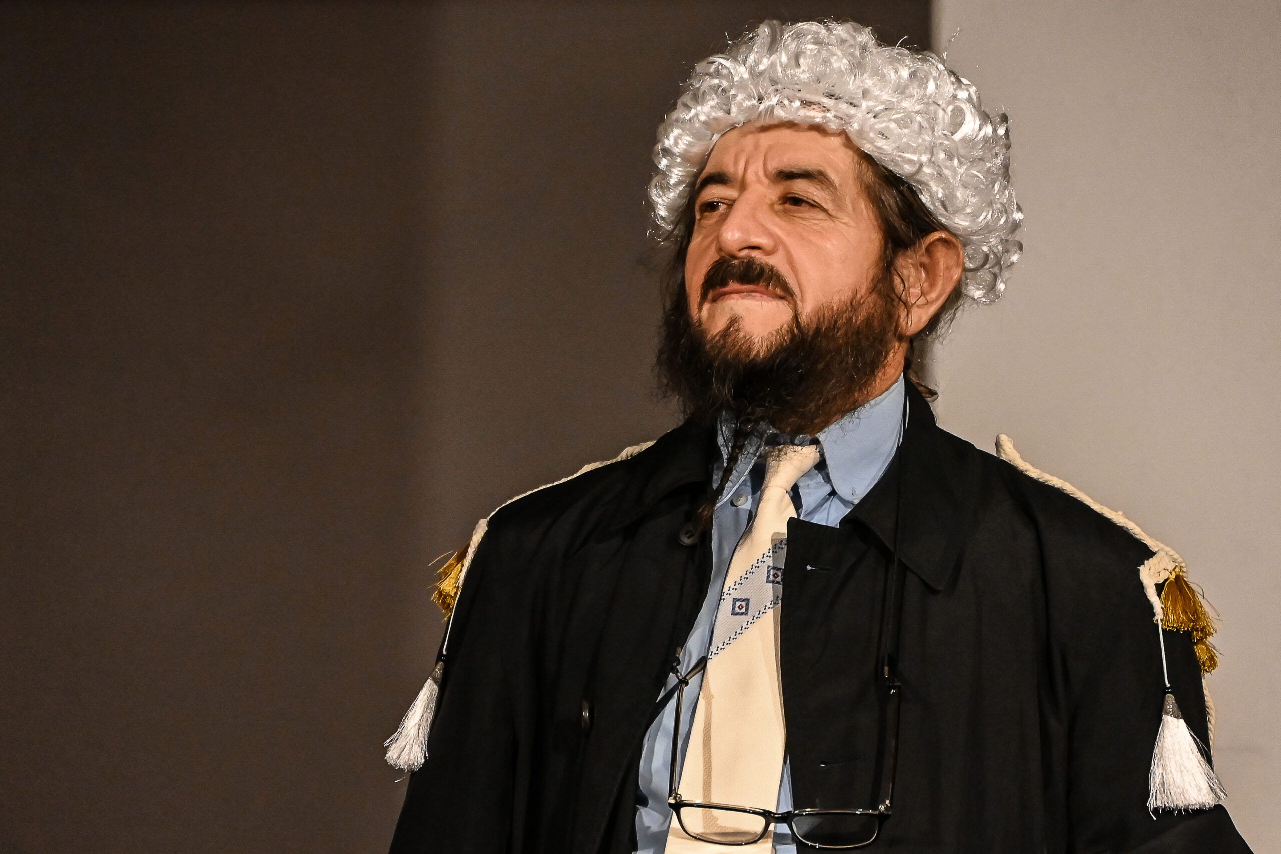 Le voci da dentro / Dove sono finiti tutti i fiori? Dieci corpi, dieci voci, dieci storie che sfidano la durezza della violenza