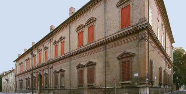 custode-poetico-palazzo-massari