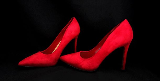 le scarpe rosse