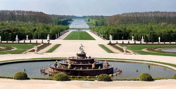 Versailles