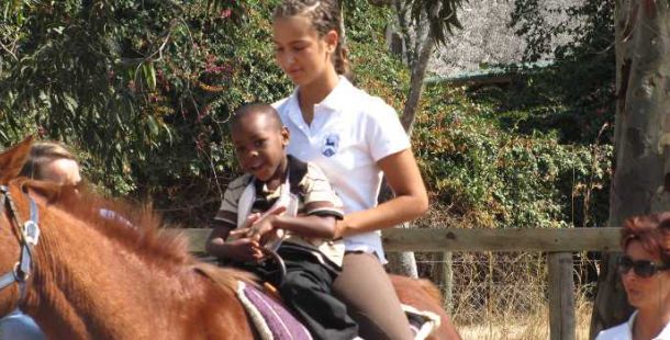 siamo-cavallo-curare-disabilita-con-ippoterapia