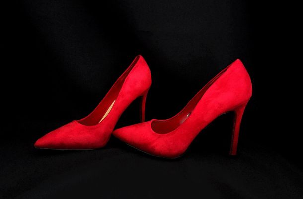 le scarpe rosse