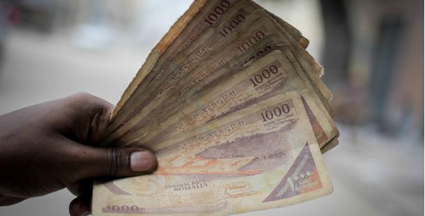 Tassare i grandi patrimoni: in Francia se ne parla, in Italia è tabù