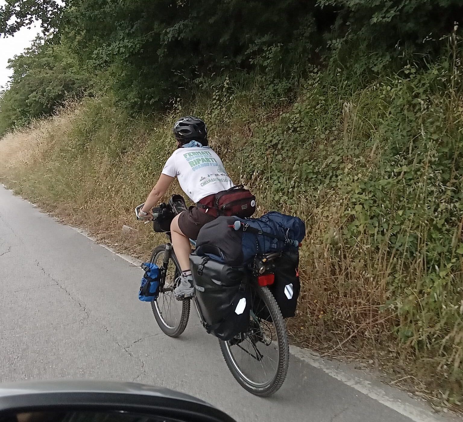 Comincia il viaggio: nastro di partenza la Gola del Furlo