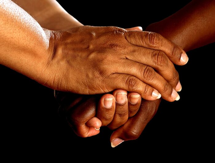 mani inclusione solidarietà