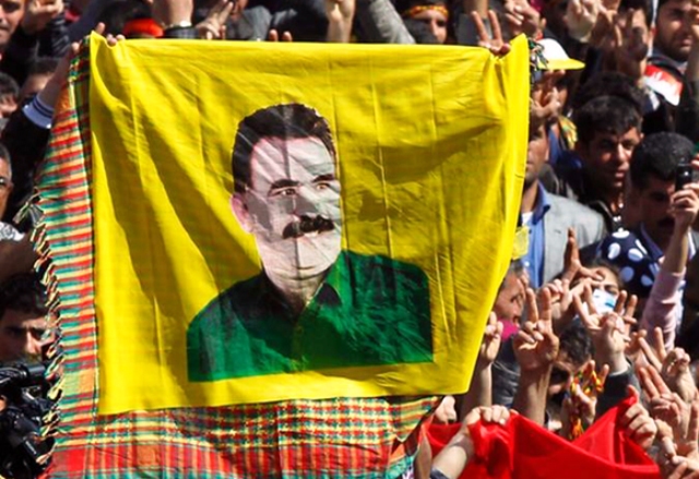 Jin Jian Azadi: o pensamento de Öcalan e a ciência das mulheres curdas.  Entrevista com Zilan Dyar, jornalista e ativista do partido TJK-E – Periscopioonline.it