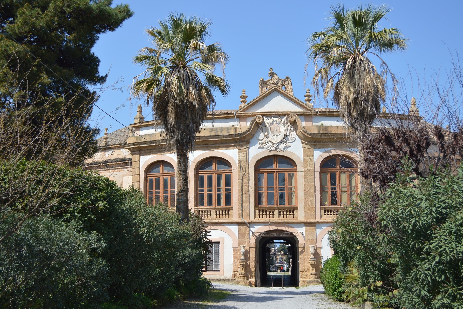 vite di carta abitare al piano nobile di simonetta agnello hornby