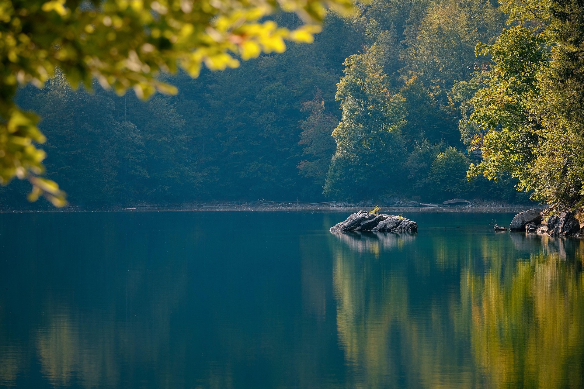 le storie di costanza. il giorno di natale suggestioni di un lago