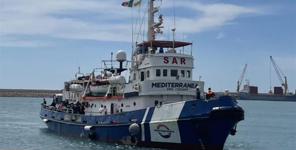 la nave mare jonio torna nel Mediterraneo centrale