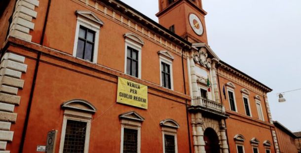 palazzo paradiso, biblioteca ariostea. giulio regeni