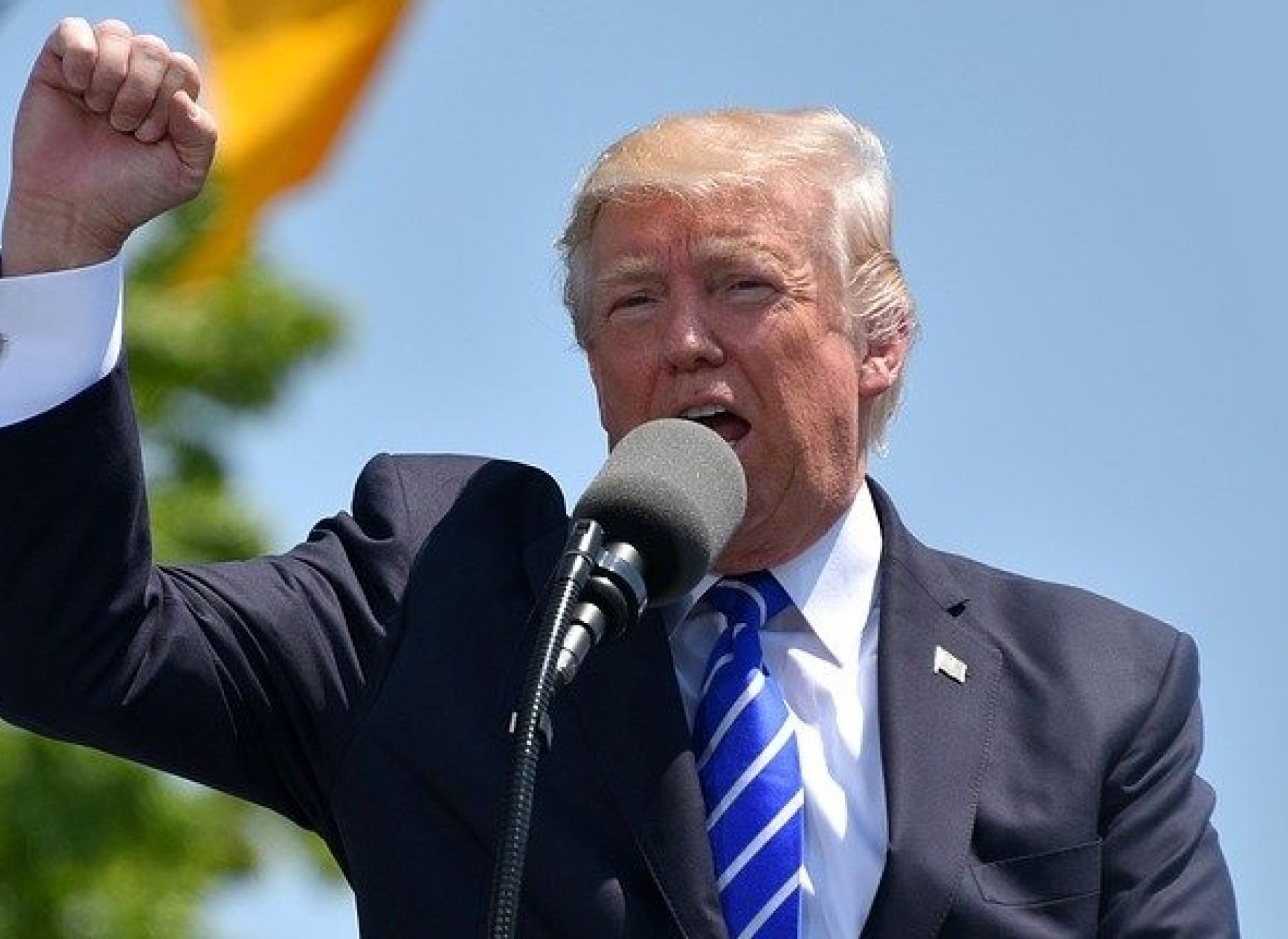 Dietro il “matto” Trump, c’è una razionalità che ci porterà… al disastro