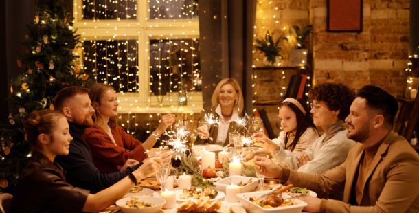 Natale e il peso dello sguardo: come difendere corpo e desiderio 