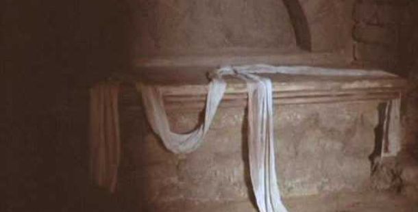 maria-magdala-bononi-cronista-piedi-crocifisso
