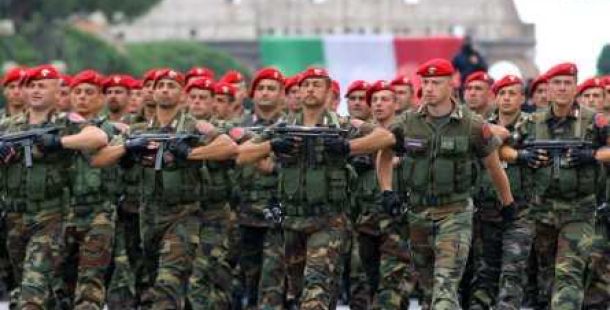 parata-militare