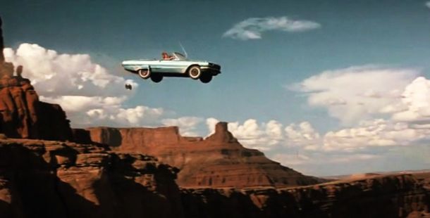 "Donna al volante, pericolo costante" e altre sciocchezze: il vero ruolo della donna nella storia dell'automobile