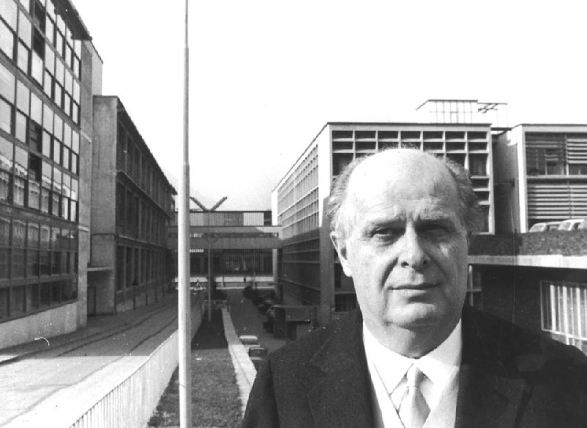 Imprenditori "francescani" à la Adriano Olivetti. Un piccolo segno di speranza