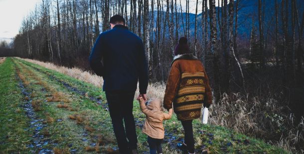 Famiglia nel bosco: il tranello dietro la parola "inclusività"