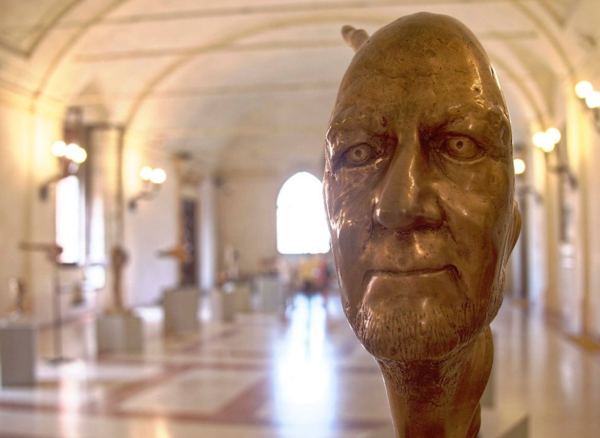 Viandanti a mani vuote: passeggiata nell’opera di Gilbert Kruft