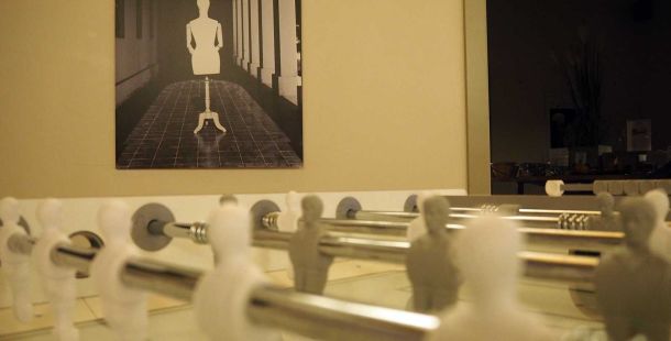giorgio-de-chirico-ferrara-metafisica-gianni-guizzardi-unborn-man-hotel-annunziata-giorgia-mazzotti