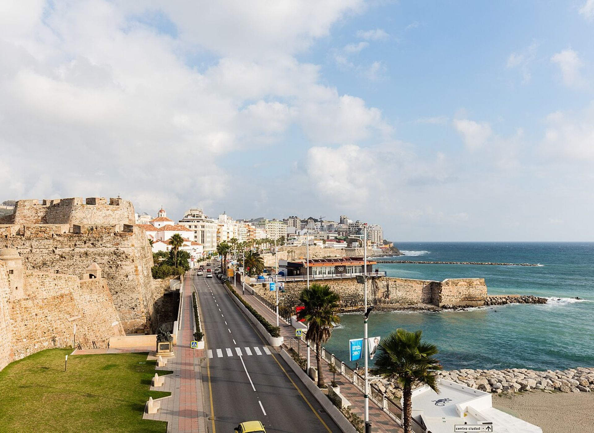 Ceuta e immigrati