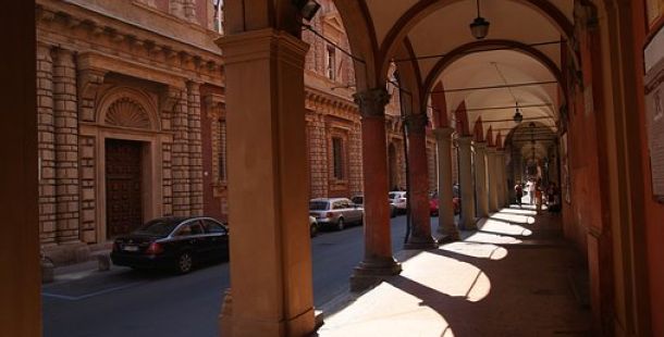 bologna portici